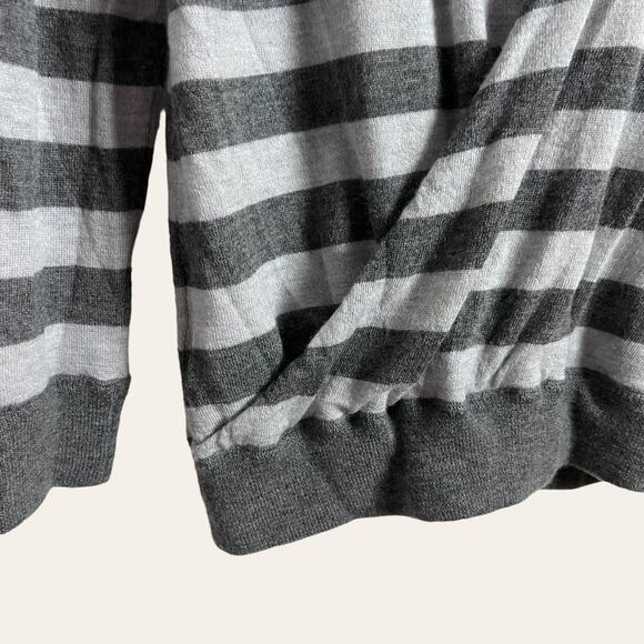 Eleventy Italian Cashmere Gray Striped Hoodie Pullover Sweater Size Small - Picture 6 of 6